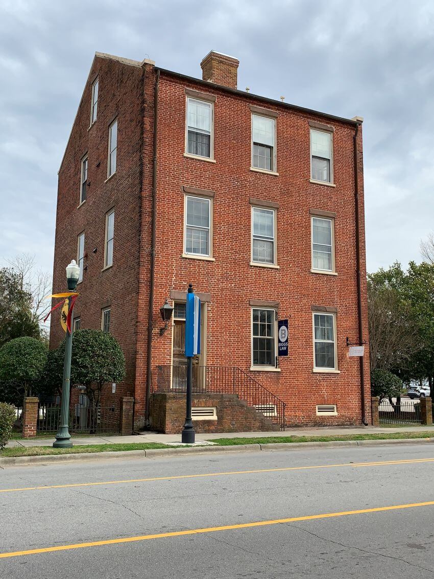 Three-story brick building in New Bern NC